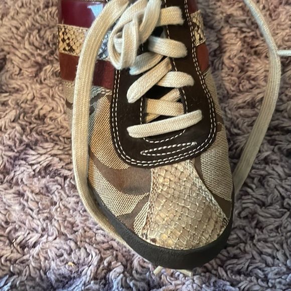 COACH monogram sneaker women’s size 8 - Picture 12 of 13
